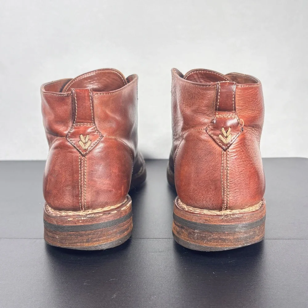 John Varvatos Chukka Boots Brown Leather Lace Up Distressed Rugged Gorpcore 10